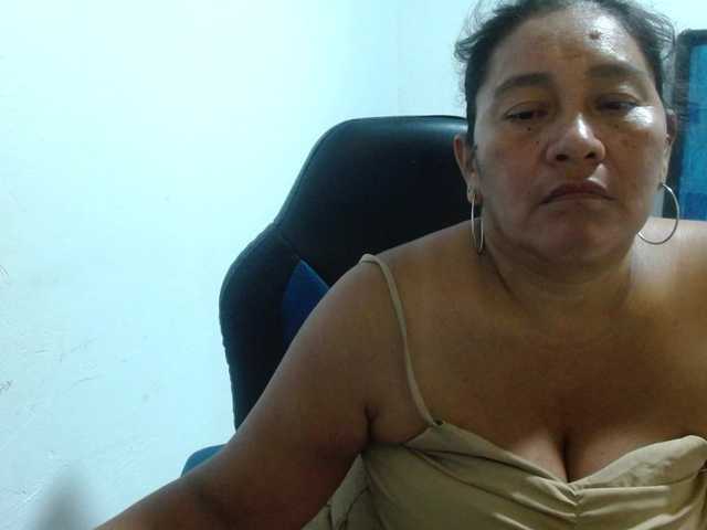 katiamature live cam on BongaCams
