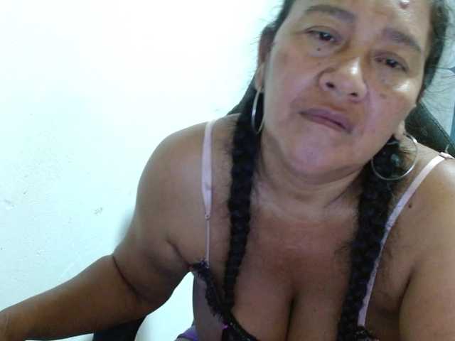 katiamature live cam on BongaCams