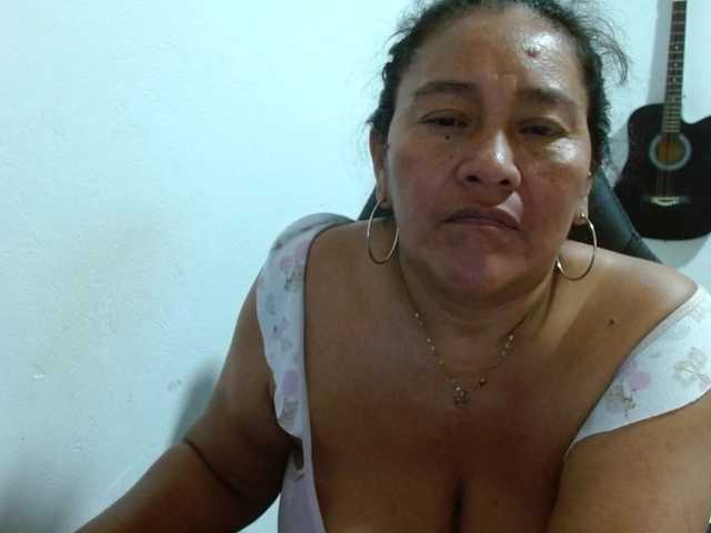 katiamature live cam on BongaCams
