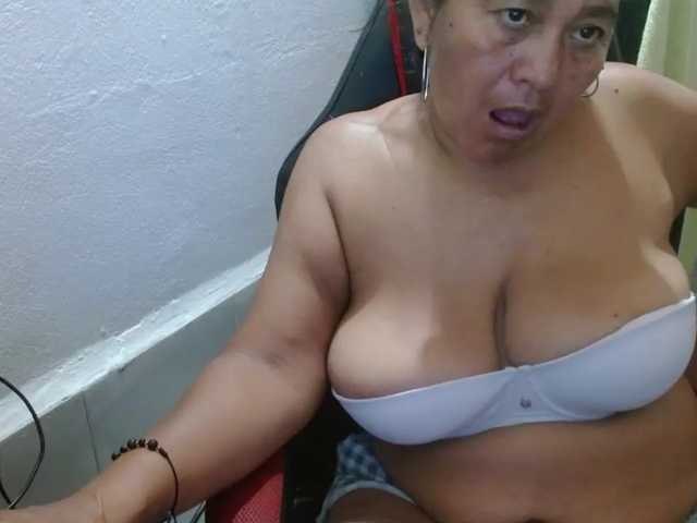 katiamature live cam preview