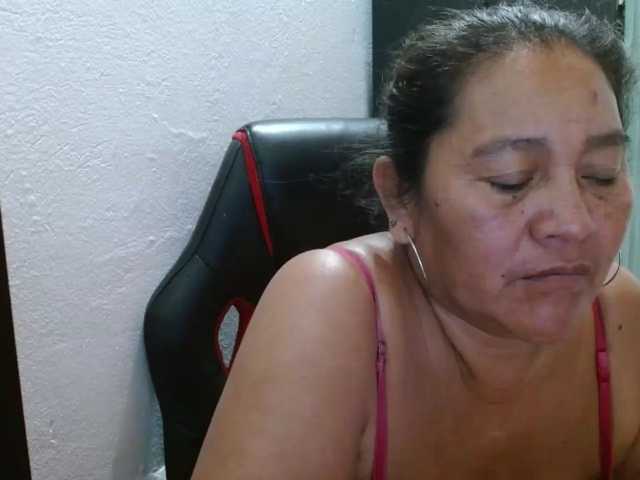 katiamature live cam on BongaCams