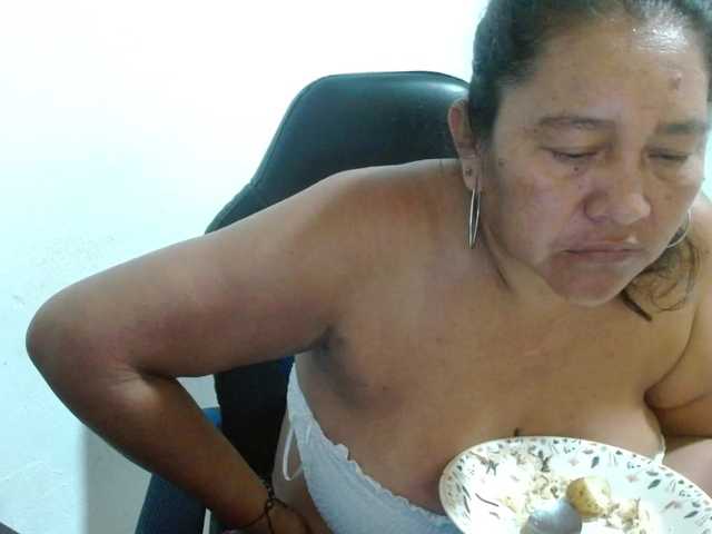 katiamature — live female cam