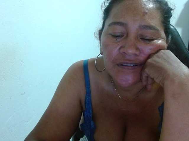katiamature live cam on BongaCams