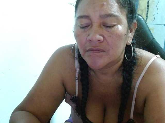 katiamature live webcam show