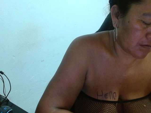 katiamature live cam on BongaCams