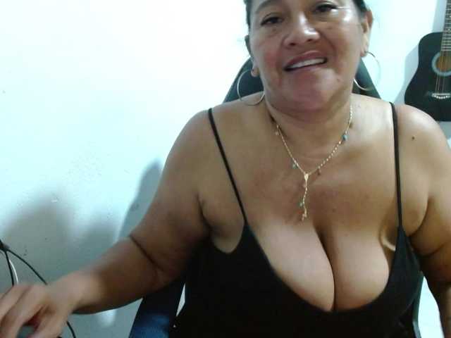 katiamature live cam on BongaCams