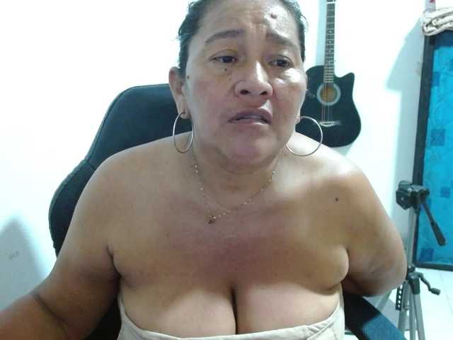 katiamature live cam on BongaCams