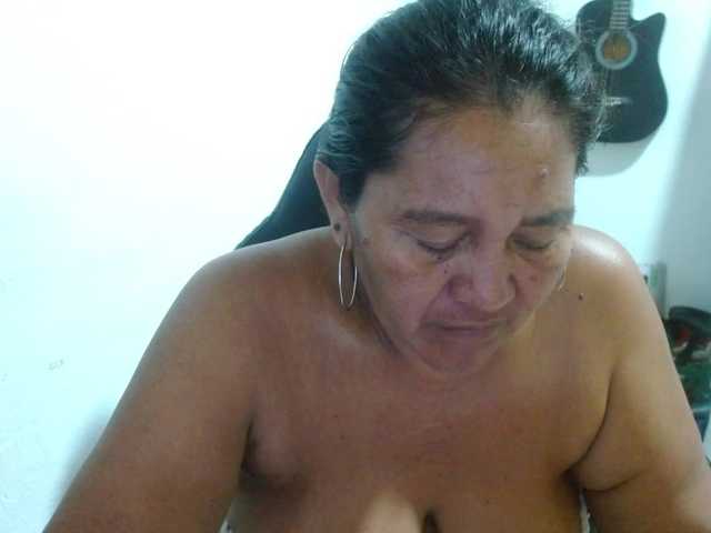katiamature live cam on BongaCams