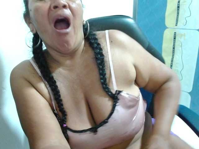 katiamature live webcam show