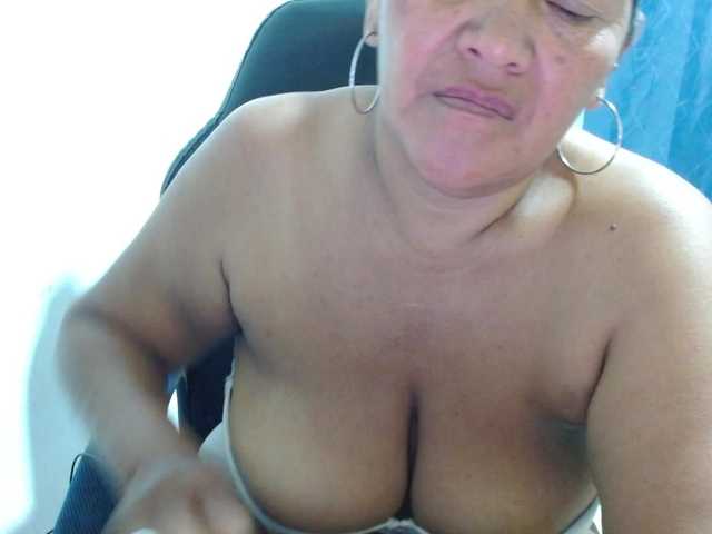 katiamature live webcam show