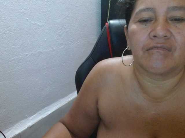 katiamature live cam preview