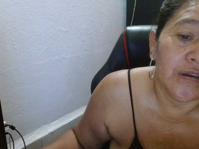 katiamature, live now on BongaCams