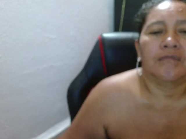 katiamature live cam preview