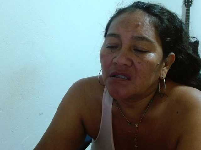 katiamature live cam on BongaCams