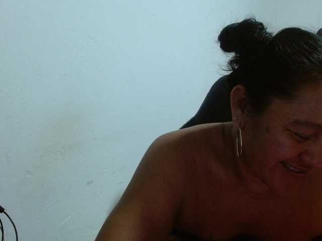katiamature live cam preview
