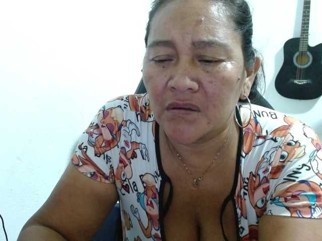 katiamature live cam on BongaCams