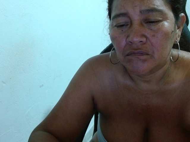 katiamature live cam on BongaCams