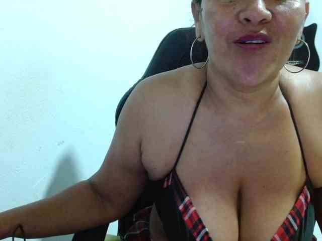 katiamature webcam