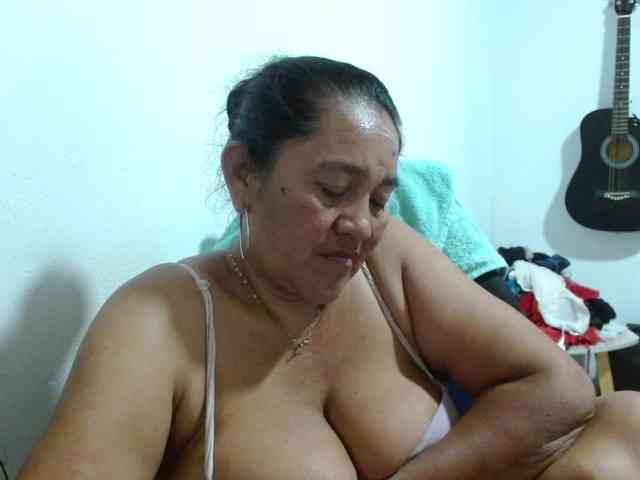 katiamature webcam