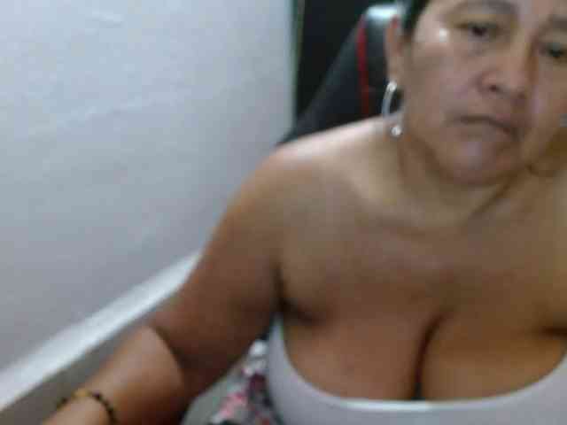 Modelo: katiamature