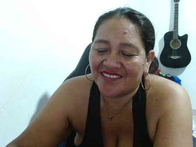 katiamature Live Webcam on BongaCams