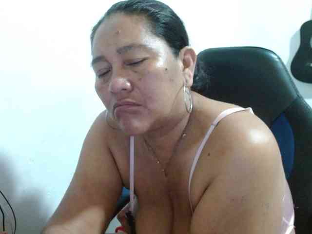 katiamature webcam
