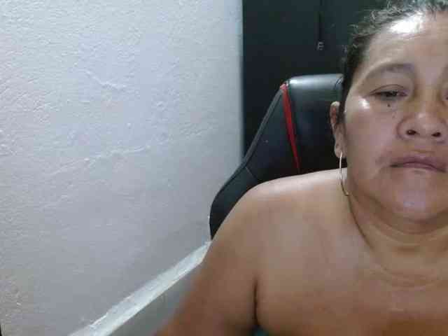 katiamature's webcam live show