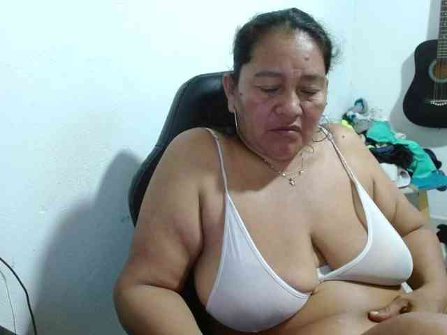 katiamature webcam