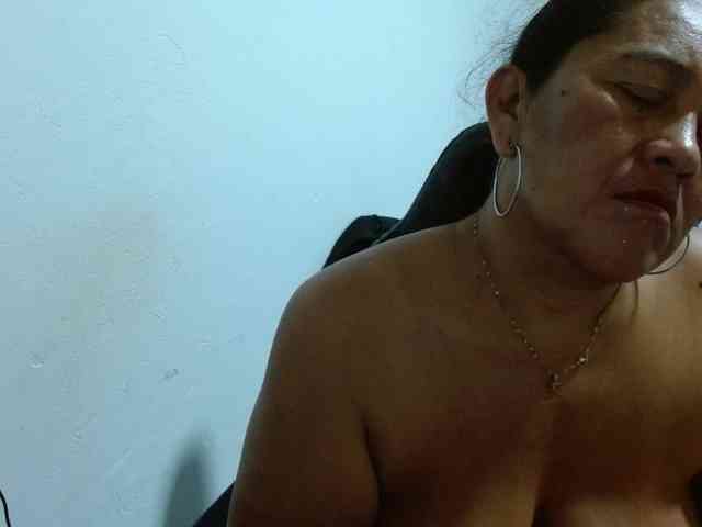 katiamature webcam