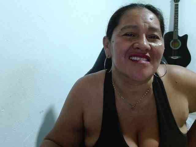 katiamature Live Webcam on BongaCams