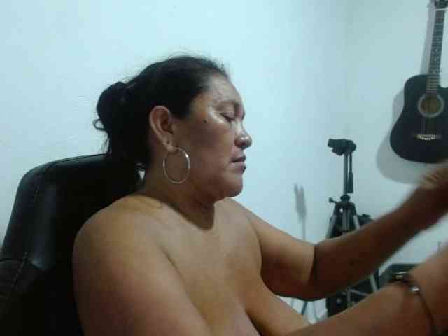 katiamature webcam