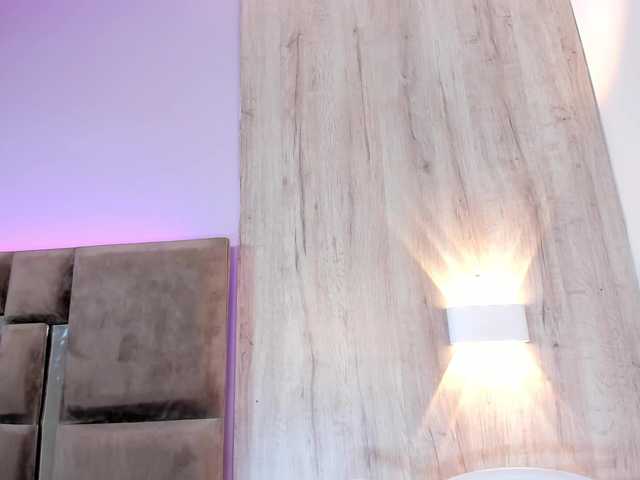 AllennGates live cam on BongaCams