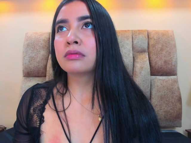 AllennGates live cam on BongaCams