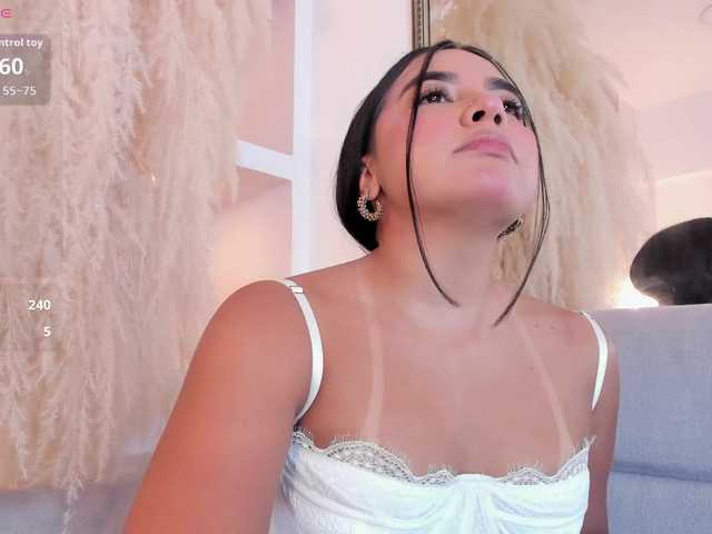 AllennGates live cam on BongaCams