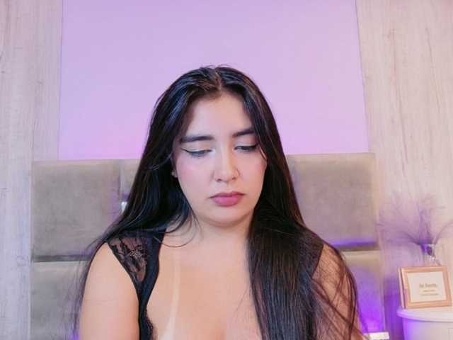 AllennGates live cam on BongaCams
