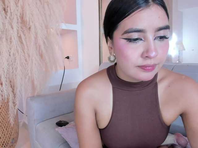 AllennGates live cam on BongaCams