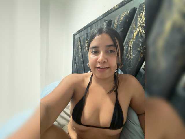 AllennGates live cam on BongaCams