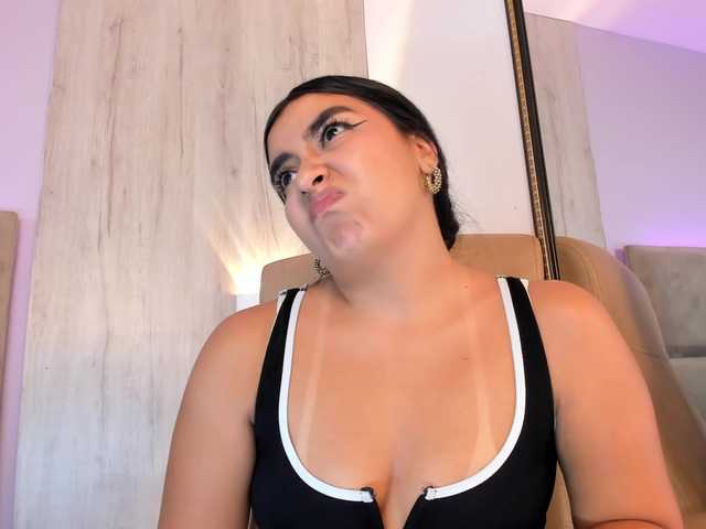 AllennGates live cam on BongaCams