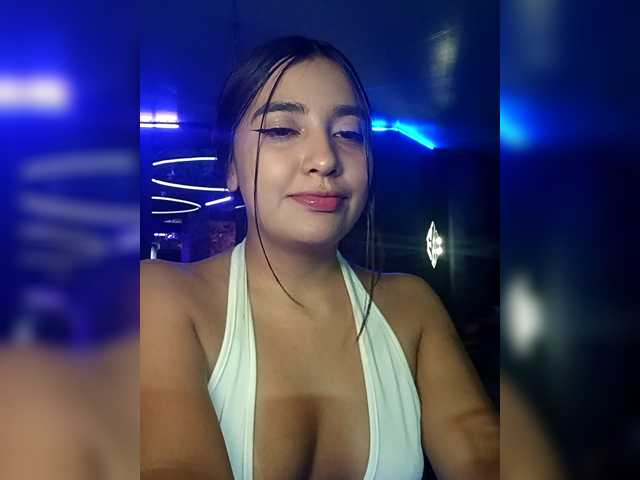 AllennGates live cam on BongaCams