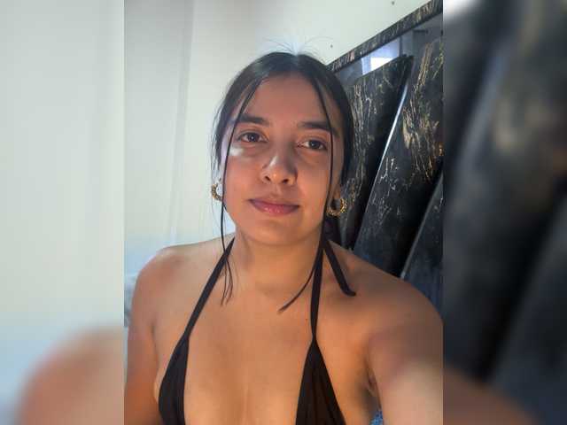AllennGates live cam on BongaCams