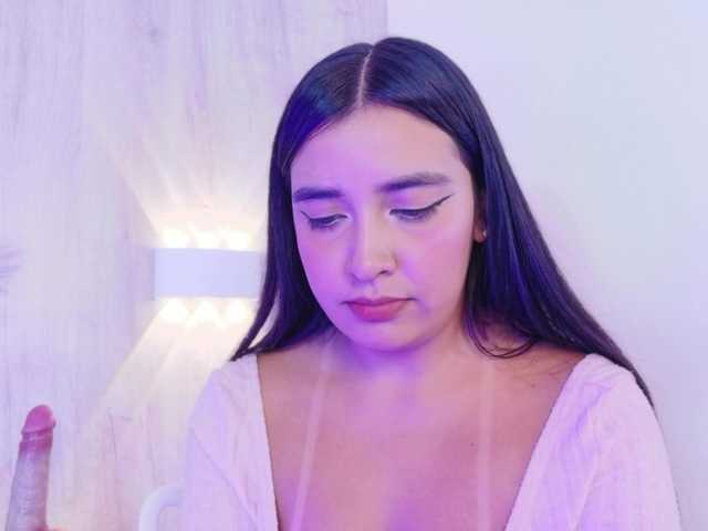 AllennG live cam