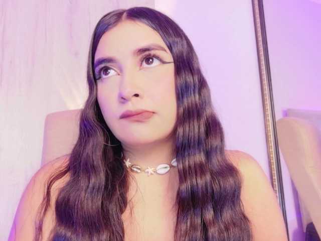 AllennGates live cam on BongaCams