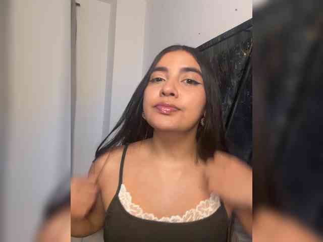 AllennGates Live Webcam on BongaCams