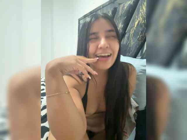 Allenng's cam show statistics and live stream