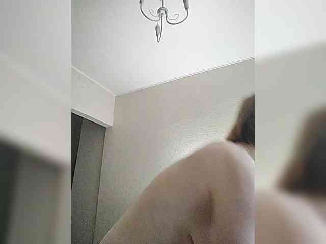 Live stream of Marii2103