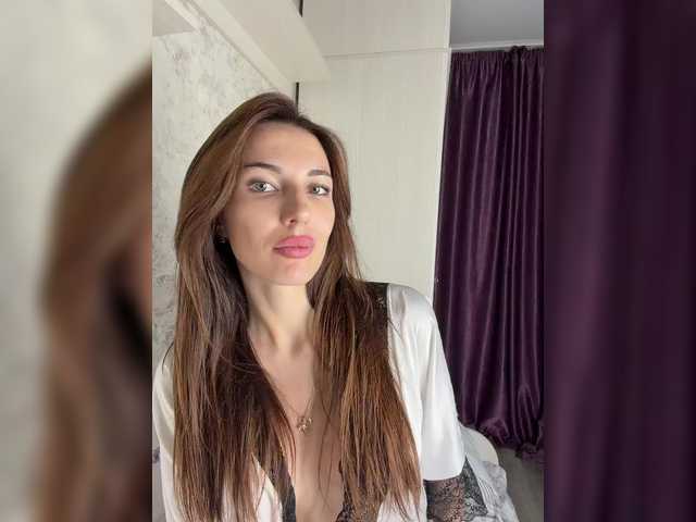 Lindseya live cam