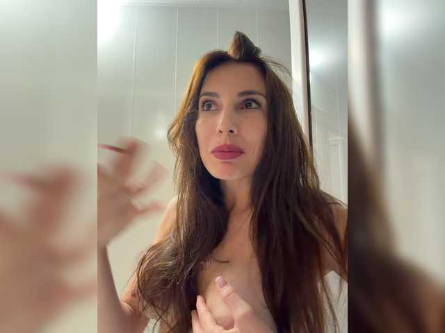 Lindseya live webcam show
