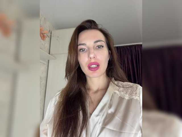 Lindseya live webcam show
