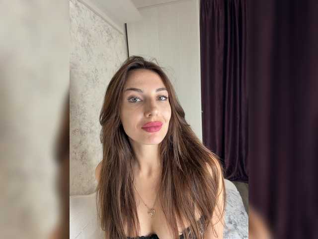Lindseya live webcam show