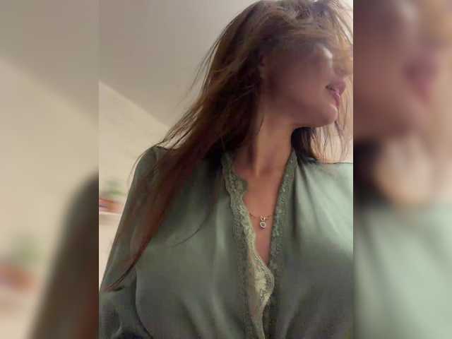 Lindseya live cam